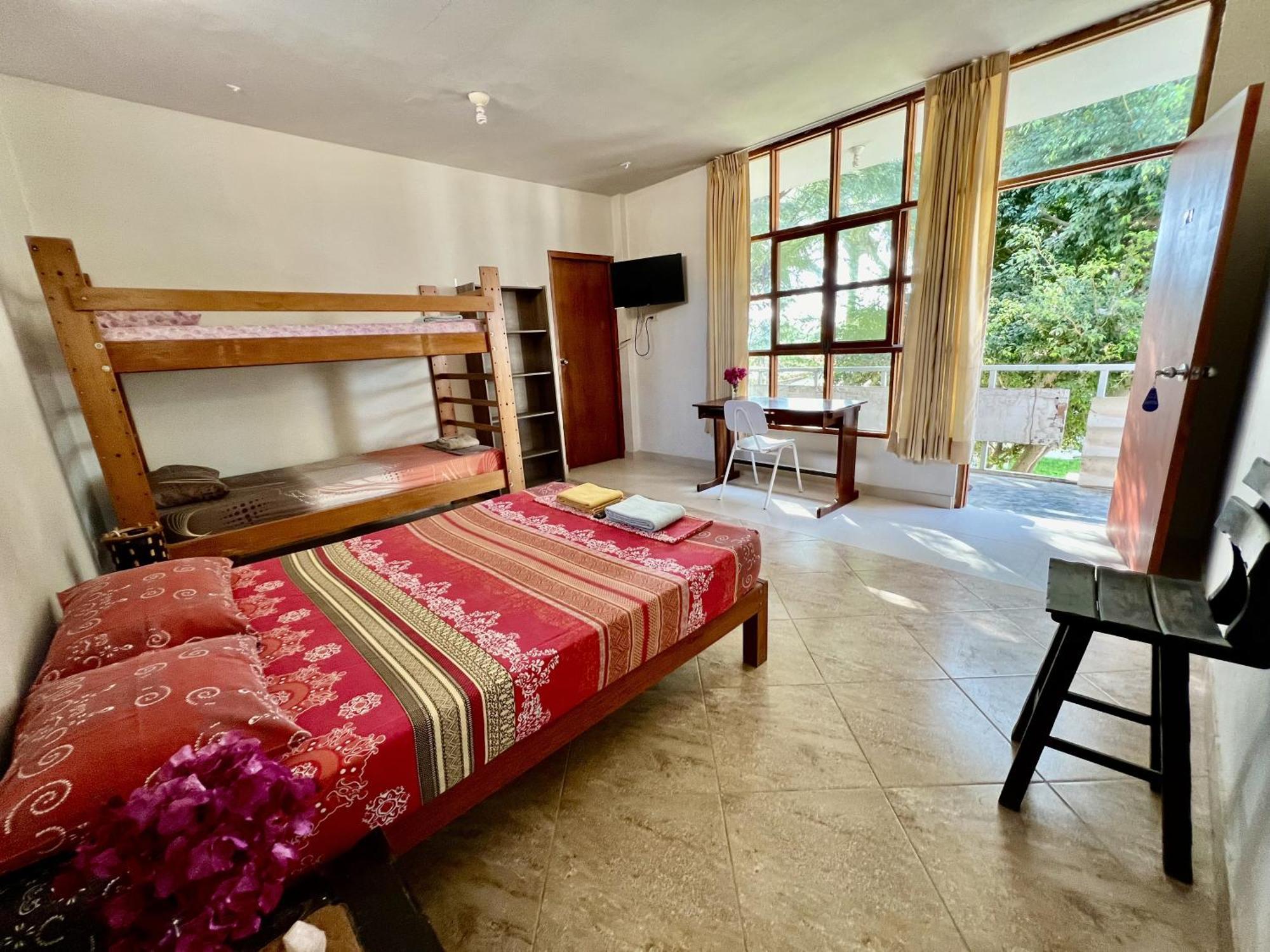 Stone House Mancora Hostel Luaran gambar