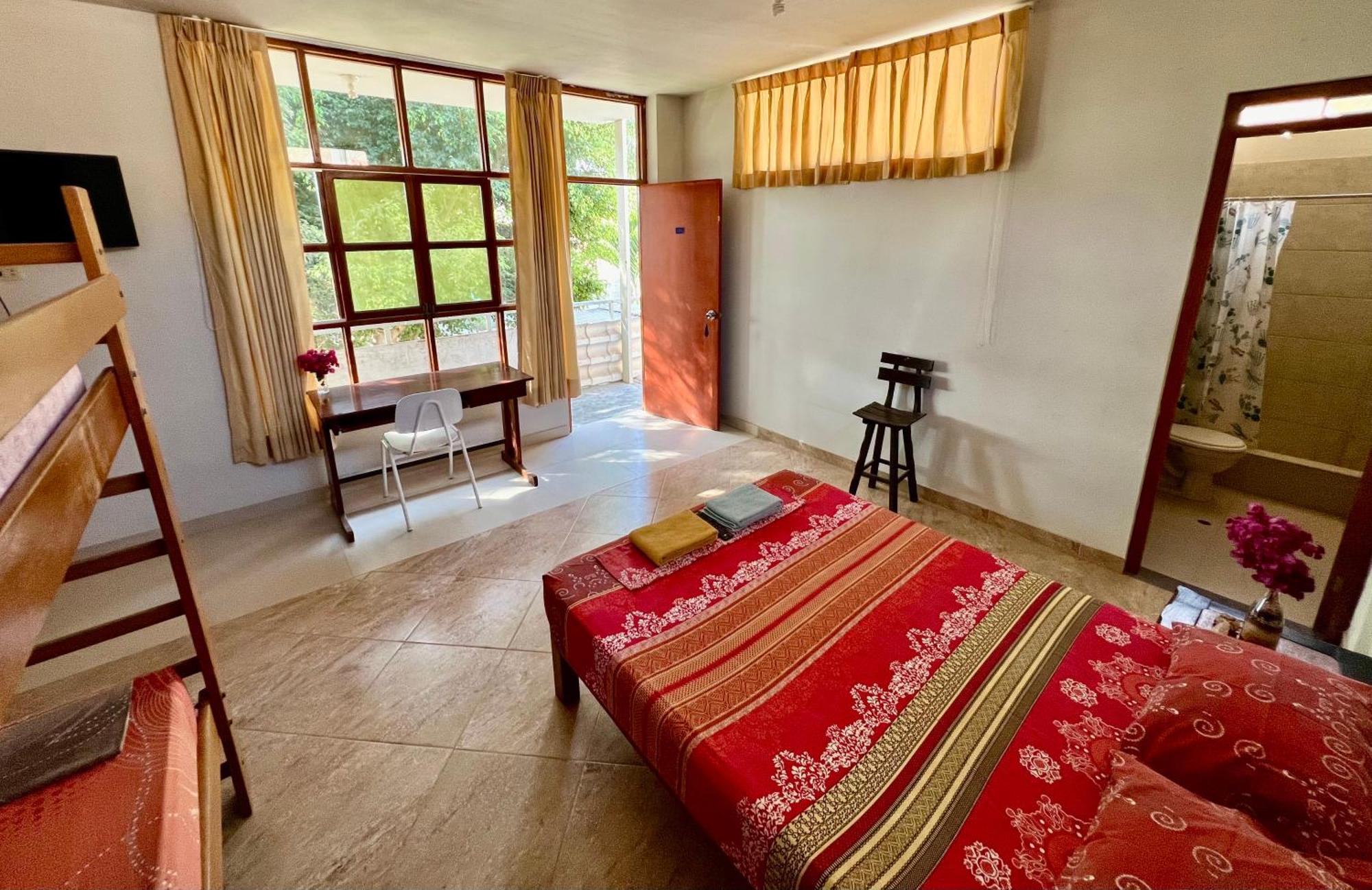 Stone House Mancora Hostel Luaran gambar