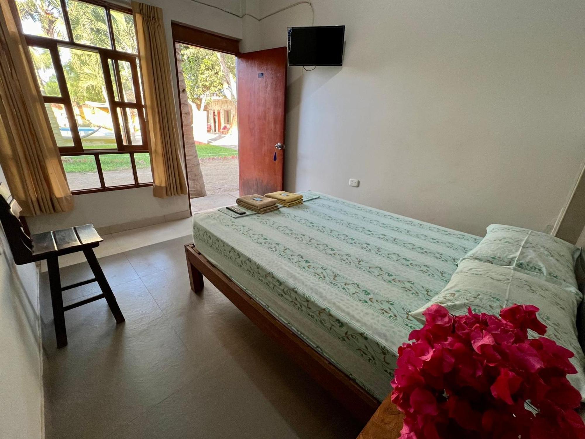 Stone House Mancora Hostel Luaran gambar